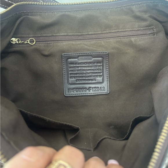 Beautuful Quilted Coach Large One Handle Handbag - Picture 7 of 10